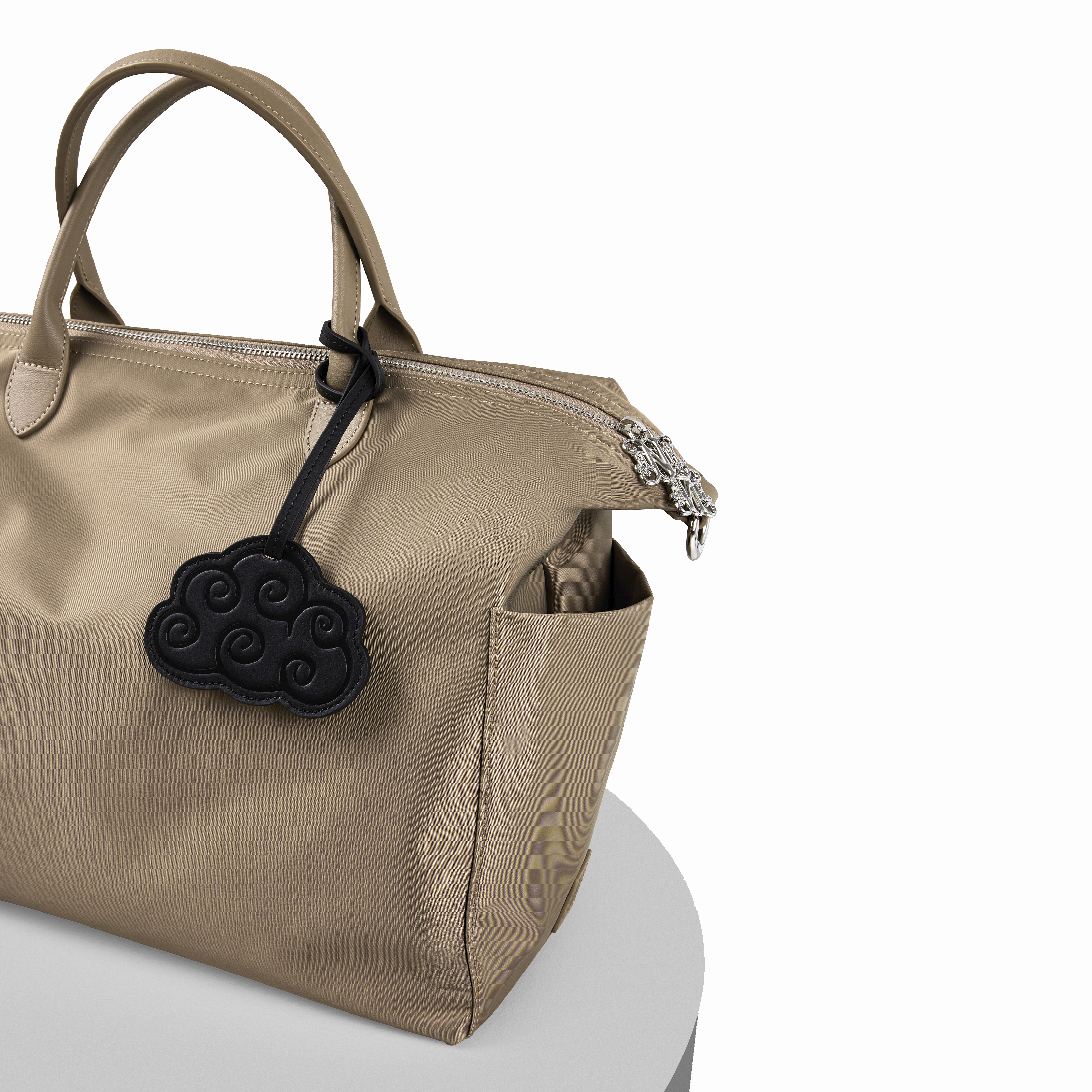 Kişiselleştirilebilir Bulut Çanta Aksesuarı