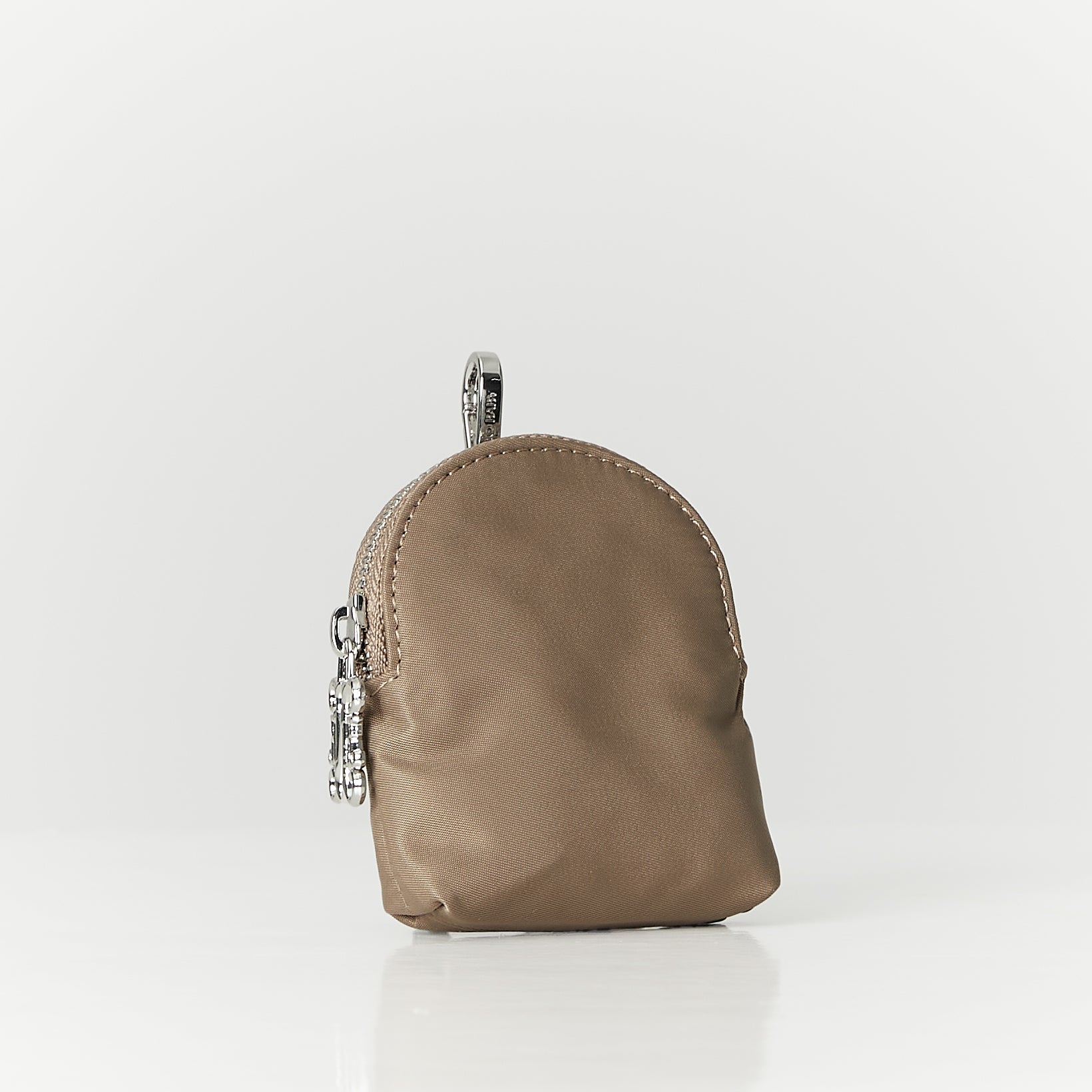 Monogram Vizon Emzik Saklama Çantası